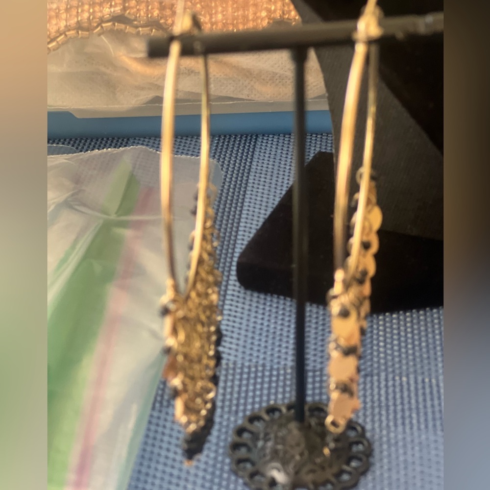 Golden Hoops Earring, Large View 3
